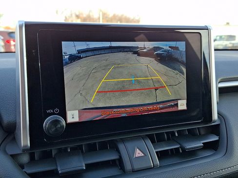 Used 2023 Toyota RAV4 LE image 24