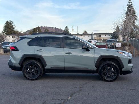 Used 2020 Toyota RAV4 TRD Off-Road image 8