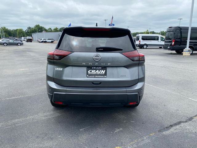 Used 2024 Nissan Rogue S AWD/4WD image 6