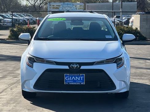 Used 2023 Toyota Corolla LE image 9