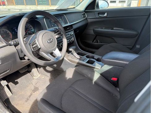 Used 2020 Kia Optima LX image 2