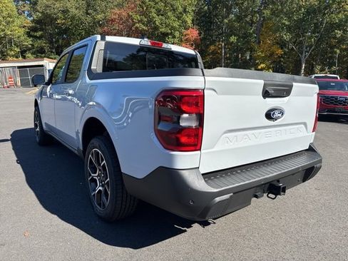 New 2025 Ford Maverick Lariat image 3