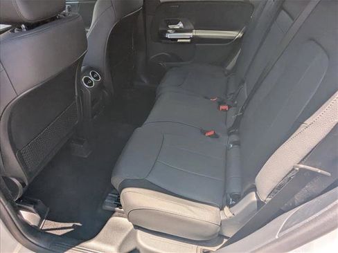 New 2026 Mercedes-Benz GLB 250 image 14