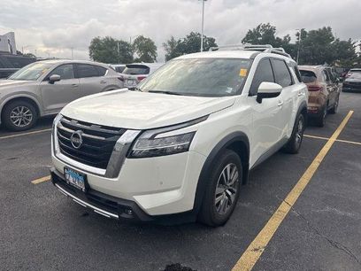 Certified 2022 Nissan Pathfinder SL
