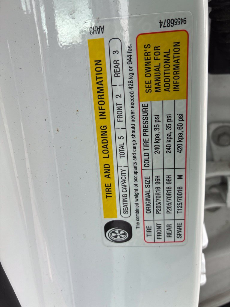Used 2022 Chevrolet Trax LS w/ Tint and Cruise Package FWD image 33