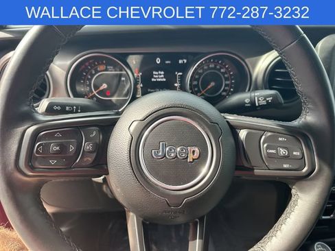 Used 2022 Jeep Wrangler Unlimited Sport AWD/4WD image 17