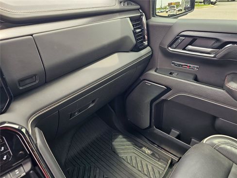 Used 2024 GMC Sierra 1500 AT4X AWD/4WD image 29