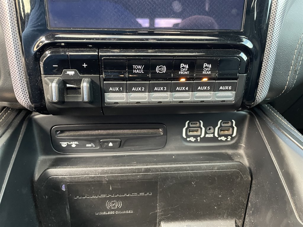 Used 2019 RAM 3500 Limited AWD/4WD image 37