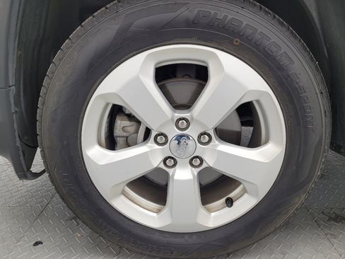 Used 2019 Jeep Compass Latitude w/ Popular Equipment Group AWD/4WD image 31