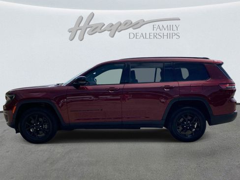 Used 2025 Jeep Grand Cherokee L Altitude RWD image 8