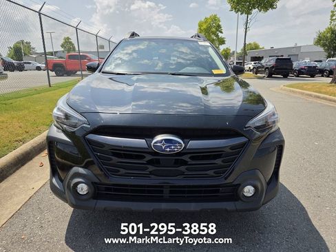 Used 2024 Subaru Outback Premium AWD/4WD image 2