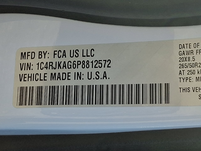 Used 2023 Jeep Grand Cherokee L Laredo AWD/4WD image 30