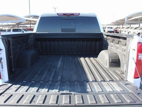 Used 2024 Chevrolet Silverado 1500 High Country w/ Technology Package image 5