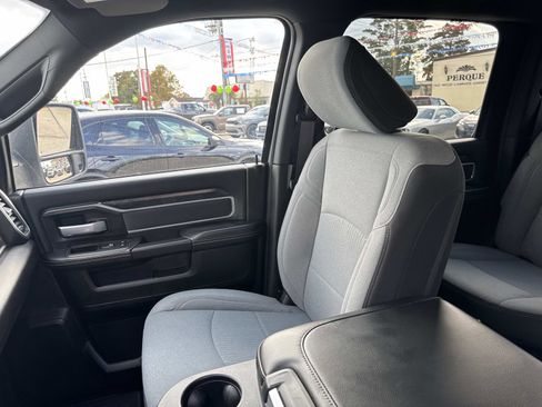 Used 2024 RAM 2500 Big Horn w/ Bed Utility Group image 15