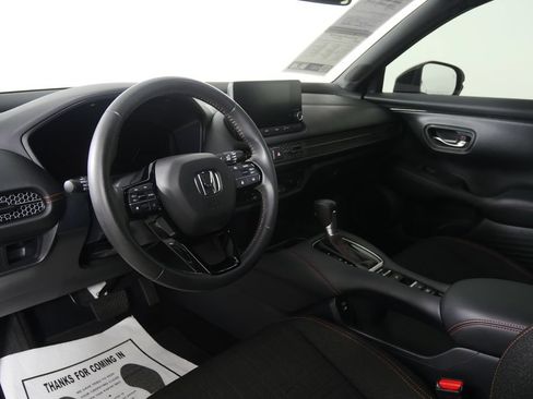 Used 2024 Honda HR-V Sport image 12