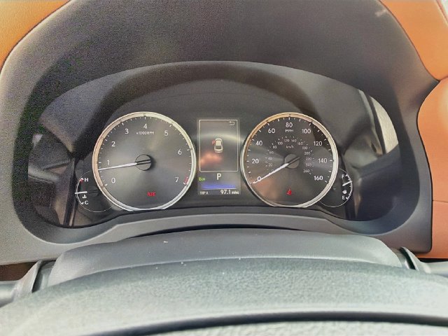 Used 2025 Lexus IS 350 F Sport w/ Accessory Package RWD image 37