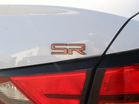 Used 2025 Nissan Altima 2.5 SR image 9