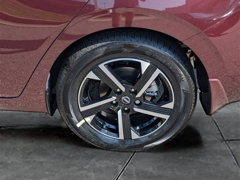 Used 2024 Nissan Sentra SV image 11