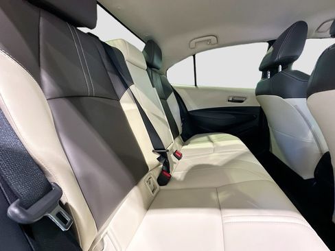 Used 2022 Toyota Corolla LE w/ Premium Interior Package FWD image 25
