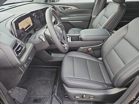 New 2026 Chevrolet Traverse LT image 4