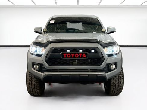 Used 2021 Toyota Tacoma TRD Off-Road AWD/4WD image 2