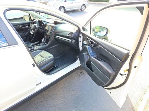 Used 2020 Subaru Crosstrek 2.0i Limited w/ Moonroof Package w/Navigation image 19