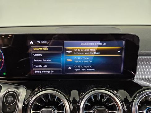 Certified 2023 Mercedes-Benz GLB 250 4MATIC image 28