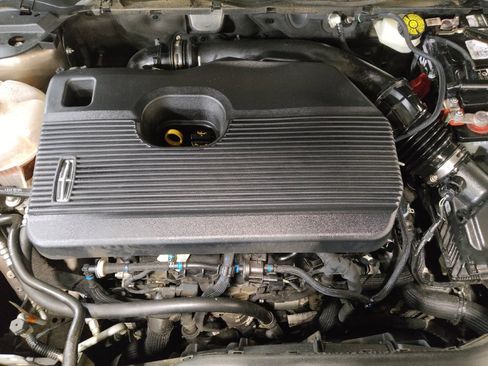 Used 2020 Lincoln Corsair w/ Equipment Group 101A image 30