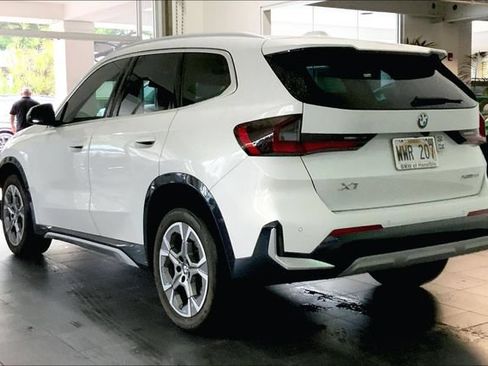 Used 2023 BMW X1 xDrive28i w/ Premium Package AWD/4WD image 5