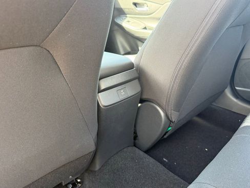 New 2026 Nissan Sentra SV w/ SV Convenience Package FWD image 20
