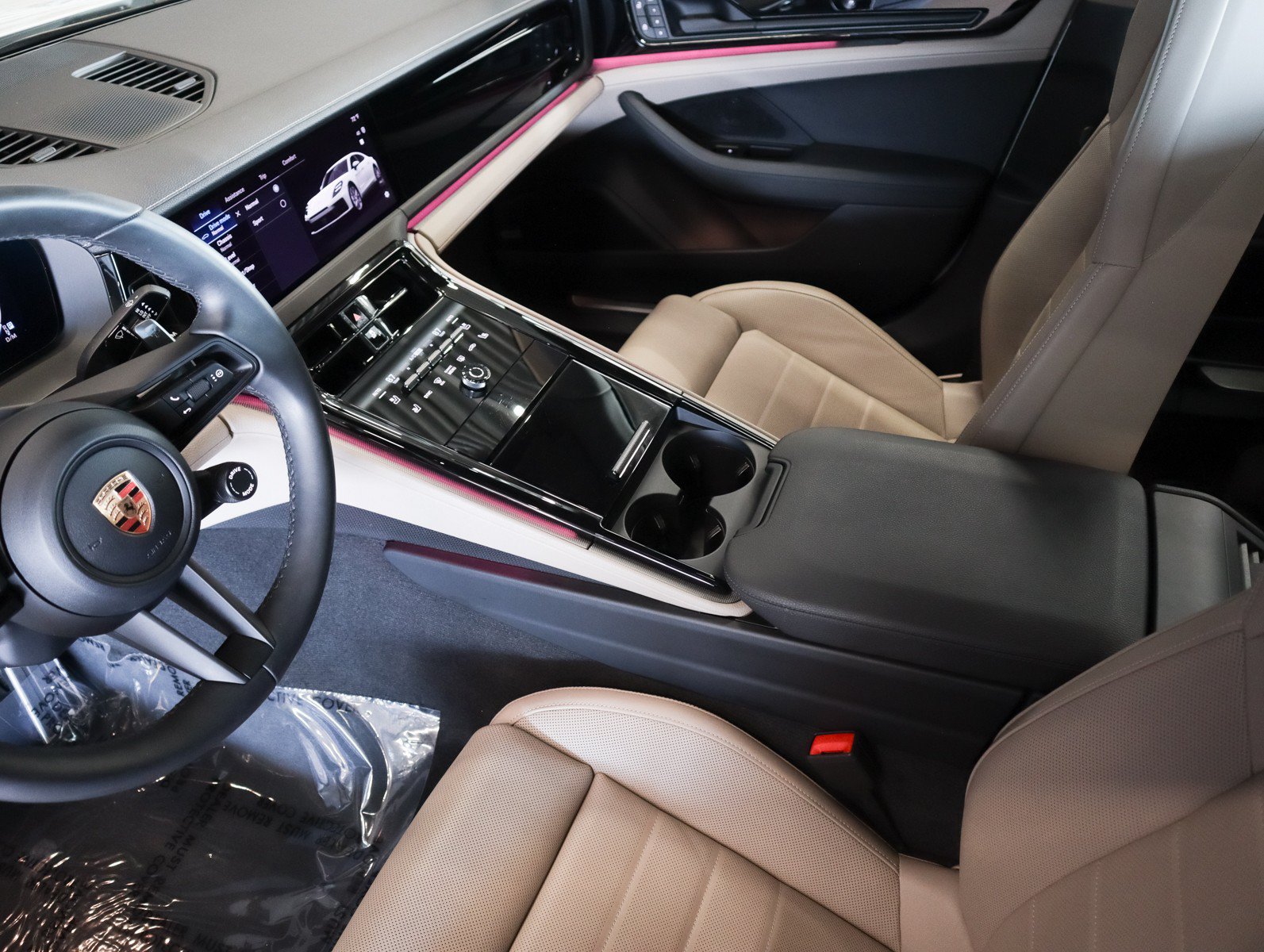 Certified 2026 Porsche Panamera RWD image 17