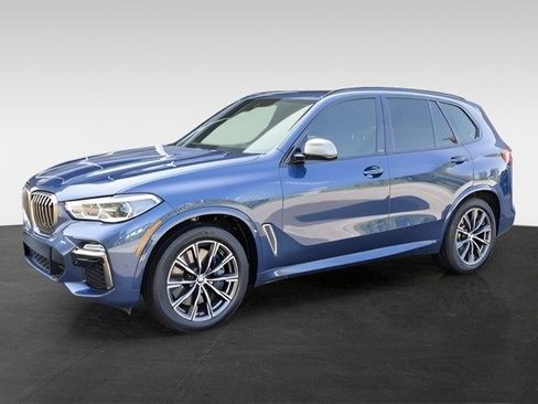 Used 2021 BMW X5 M50i w/ Executive Package image 4