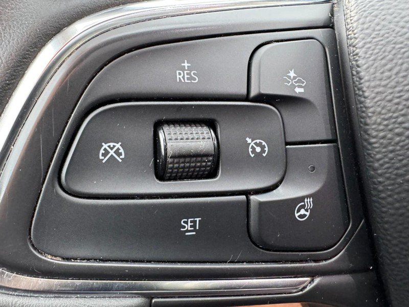 Used 2023 Buick Envision Avenir FWD image 17