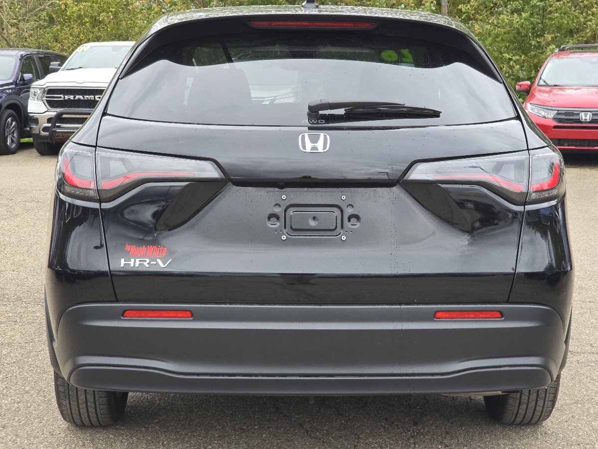 Used 2026 Honda HR-V LX image 18