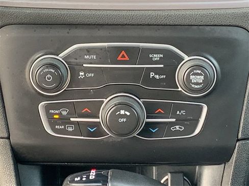 Certified 2023 Dodge Charger SXT image 32