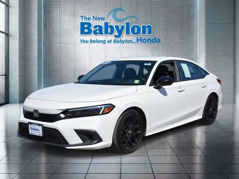 Used 2024 Honda Civic Sport image 1