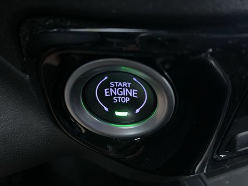 Certified 2022 Chevrolet Silverado 1500 LTZ image 8