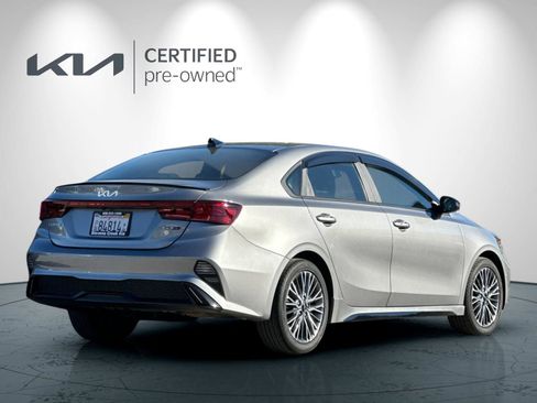 Certified 2024 Kia Forte GT-Line image 4