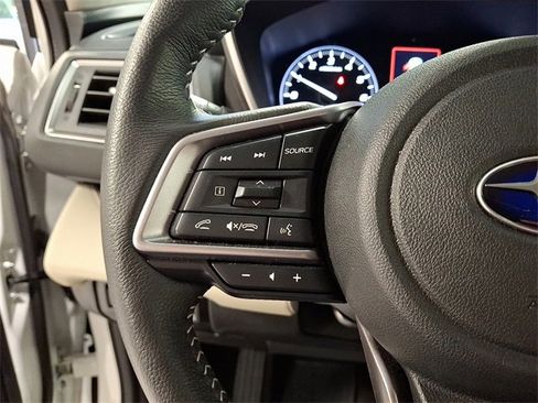 Certified 2025 Subaru Ascent Limited w/ Popular Package #2 image 21