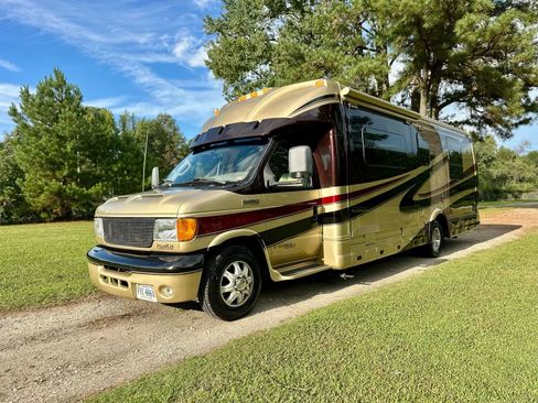 Used 2006 Ford E-450 and Econoline 450 280 Ford E450 image 2