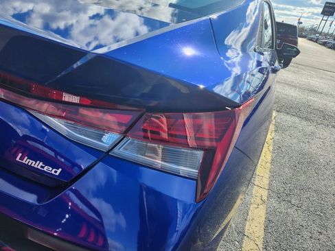 Used 2024 Hyundai Elantra Limited image 5