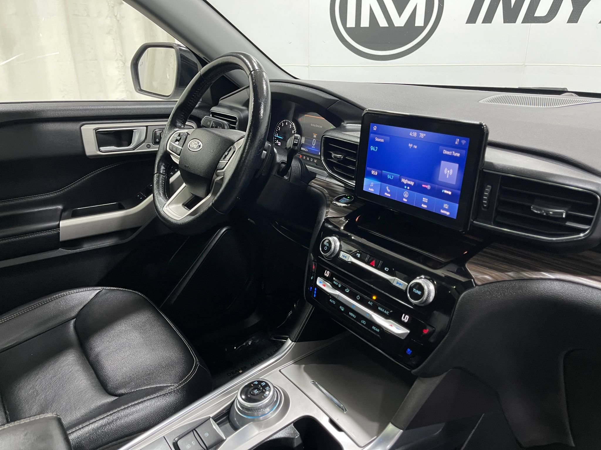 Used 2021 Ford Explorer Limited w/ Hybrid Equipment Group 310A AWD/4WD image 20