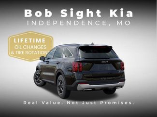 New 2026 Kia Sorento S w/ S Panoramic Sunroof Package FWD video 4