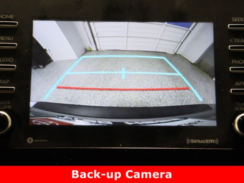 Used 2023 Toyota Camry SE image 20