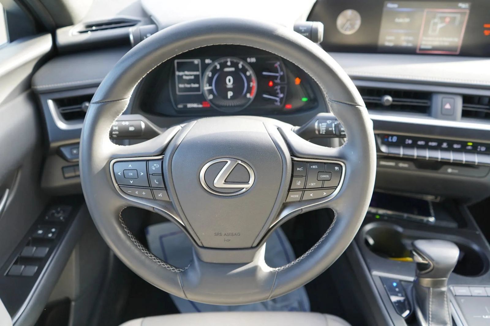 Used 2019 Lexus UX 200 FWD image 15