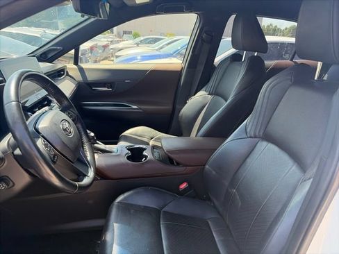 Used 2021 Toyota Venza Limited w/ Advanced Technology Package AWD/4WD image 6