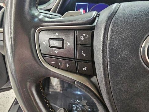 Used 2021 Lexus ES 300h w/ Premium Package FWD image 17