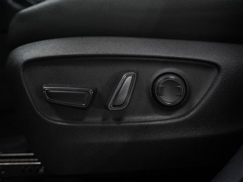 Used 2024 Toyota Grand Highlander XLE image 22