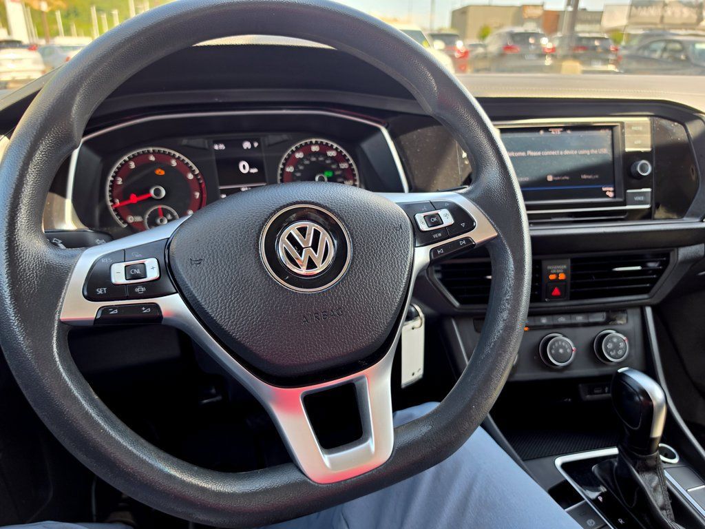 Used 2021 Volkswagen Jetta S FWD image 15
