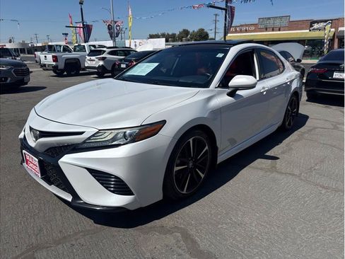 Used 2019 Toyota Camry XSE FWD image 25
